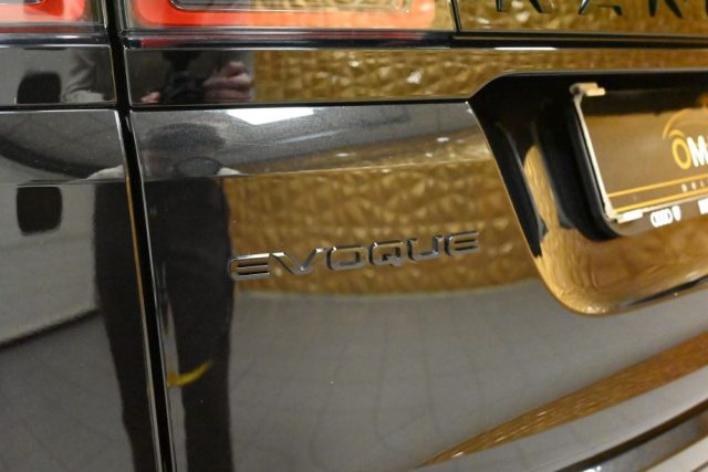 LAND ROVER Range Rover Evoque usata 17