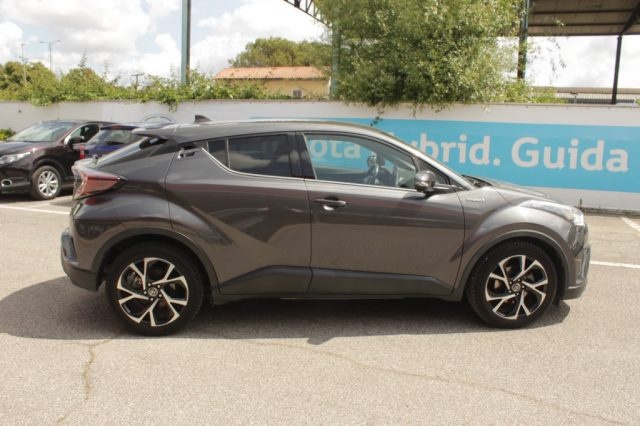 TOYOTA C-HR usata, con Controllo elettronico della corsia