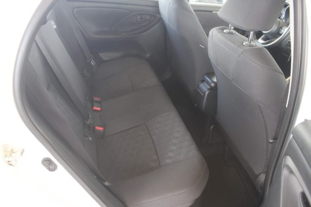 TOYOTA Yaris usata, con Volante in pelle