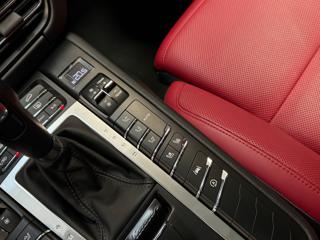 PORSCHE Macan usata, con Sedili riscaldati