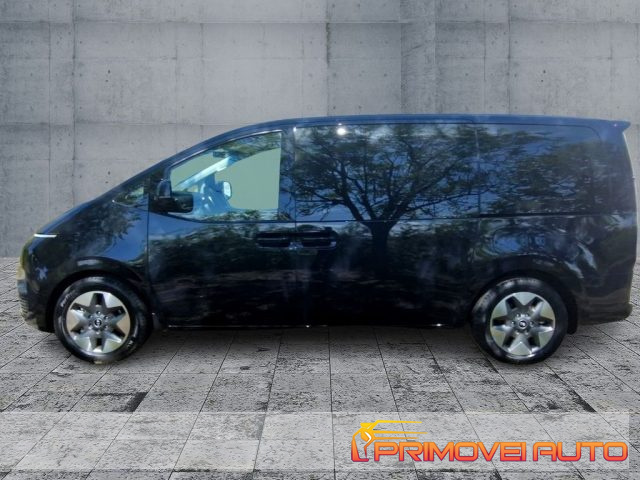 HYUNDAI Staria usata, con Climatizzatore
