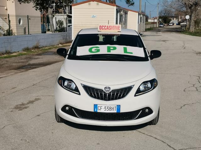 LANCIA Ypsilon usata, con Airbag laterali