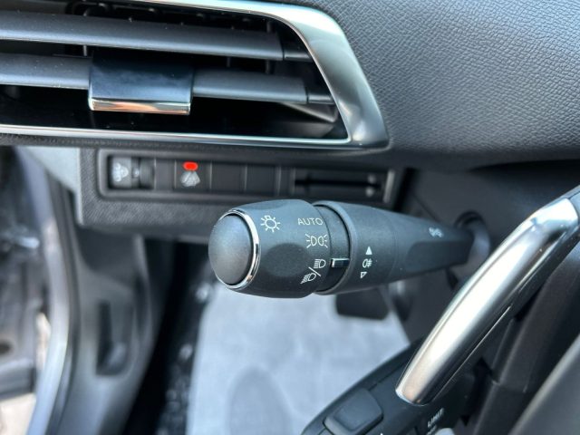 PEUGEOT 3008 usata, con Servosterzo