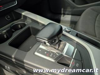 AUDI A4 usata, con Fari LED