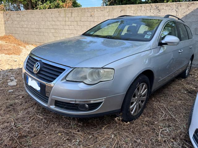 VOLKSWAGEN Passat Variant usata, con ABS