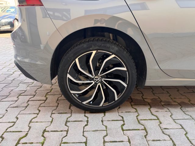 VOLKSWAGEN Golf usata, con Airbag Passeggero