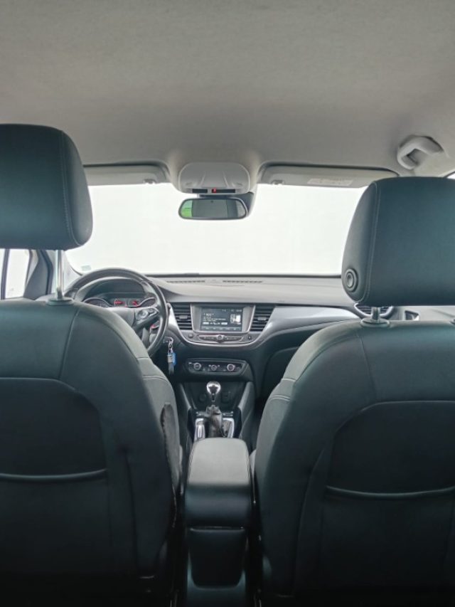 OPEL Crossland X usata, con Controllo trazione