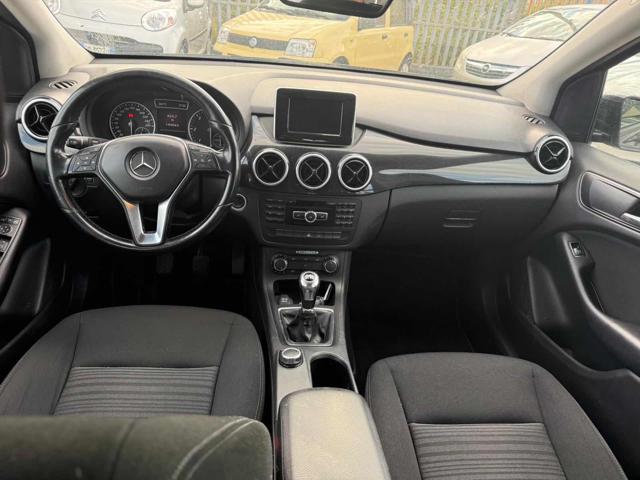 MERCEDES-BENZ B 180 usata, con Climatizzatore