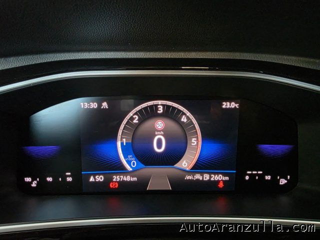 VOLKSWAGEN T-Roc usata, con Cruise Control