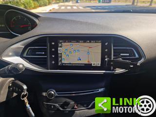 PEUGEOT 308 usata, con Autoradio digitale