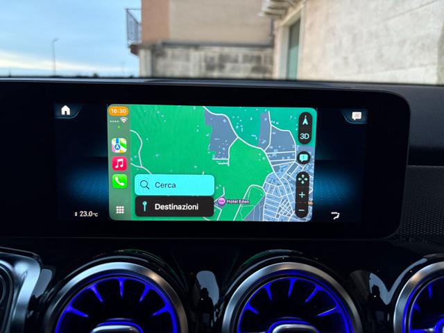 MERCEDES-BENZ GLB 200 usata, con Vivavoce