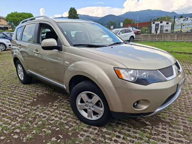 MITSUBISHI Outlander usata, con Airbag