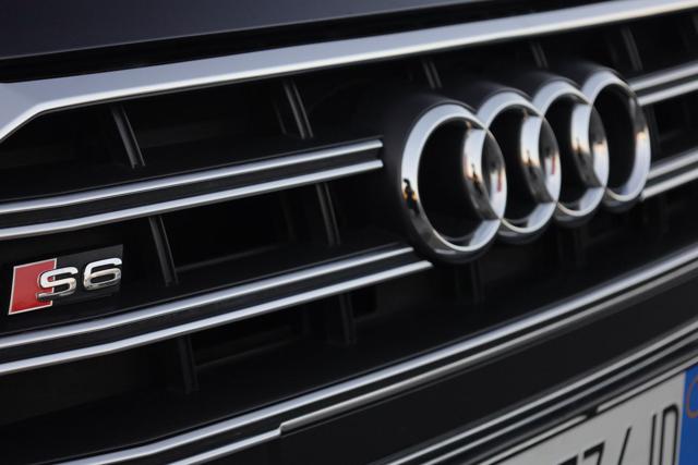 AUDI S6 usata, con Leve al volante