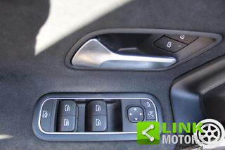 MERCEDES-BENZ A 200 usata, con Leve al volante