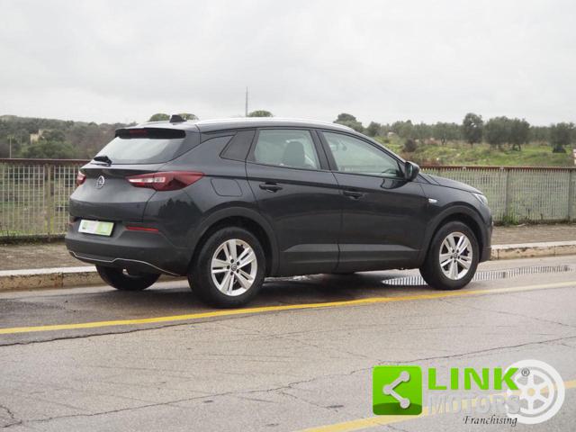OPEL Grandland X usata, con Airbag
