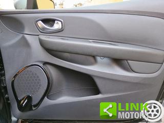 RENAULT Clio usata, con Specchietti laterali elettrici