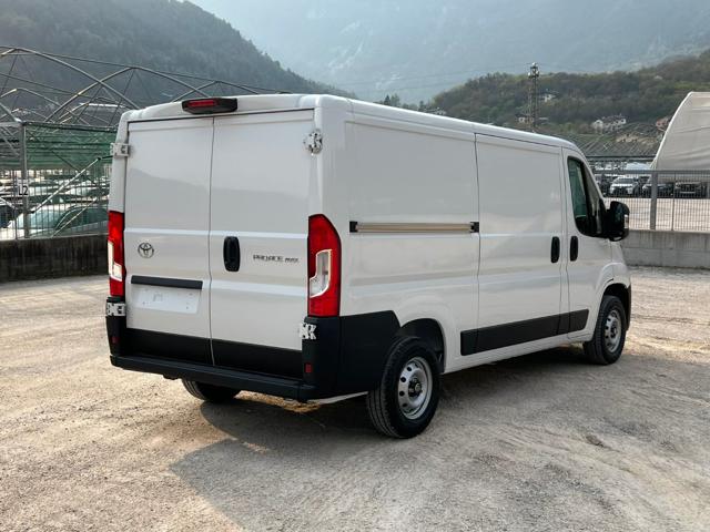TOYOTA Proace Max usata, con Autoradio