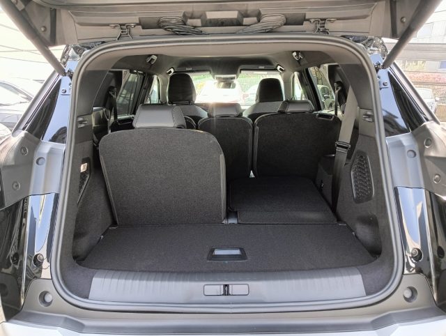 PEUGEOT 5008 usata, con Climatizzatore