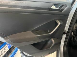 VOLKSWAGEN T-Roc usata, con Fari LED