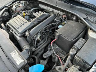 VOLKSWAGEN Golf usata, con Bluetooth