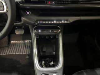 JEEP Avenger usata, con Isofix