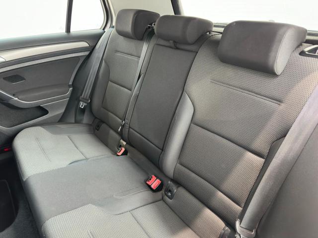 VOLKSWAGEN Golf usata, con Controllo trazione