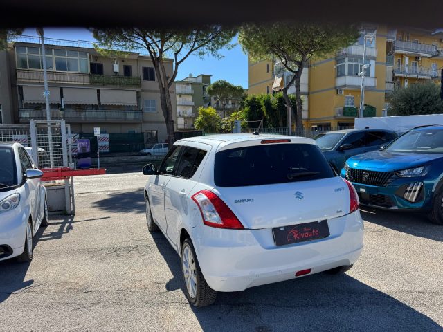 SUZUKI Swift usata, con Autoradio