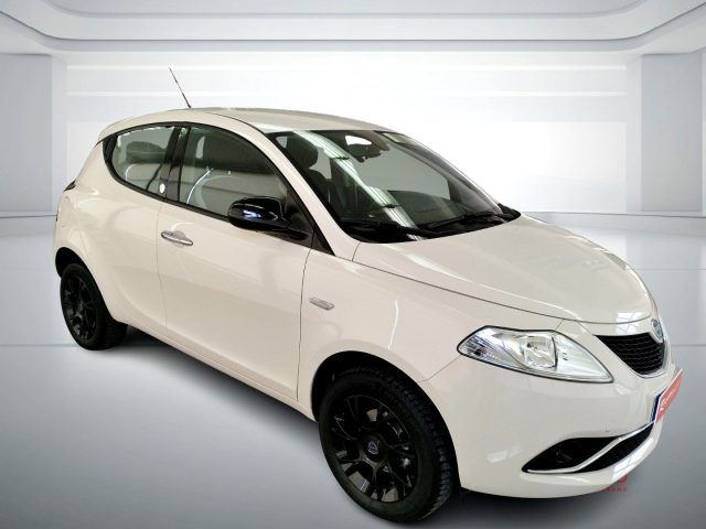 LANCIA Ypsilon usata, con Boardcomputer