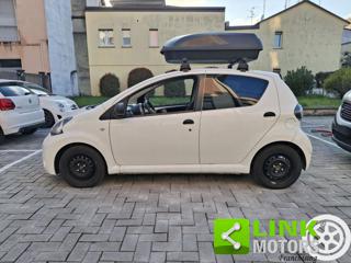 TOYOTA Aygo usata, con Bluetooth