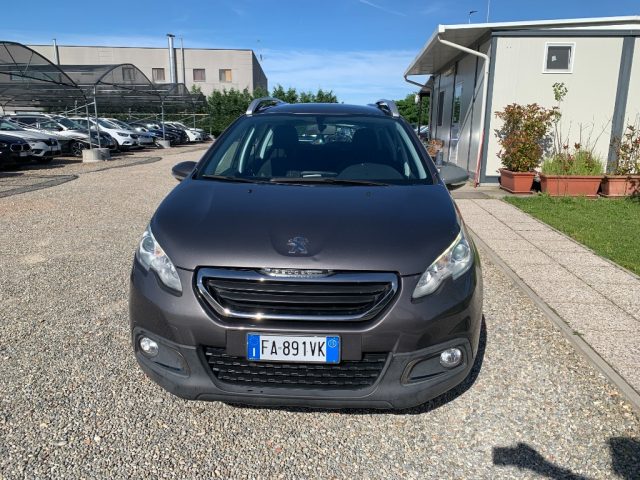 PEUGEOT 2008 usata, con Airbag
