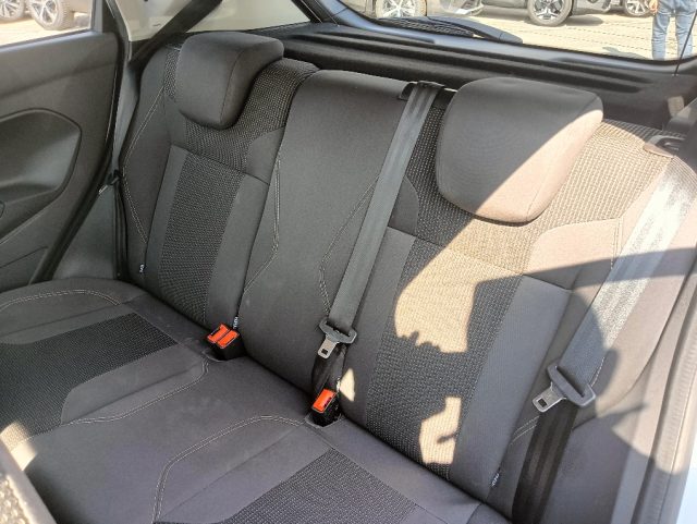 FORD Fiesta usata, con Chiusura centralizzata