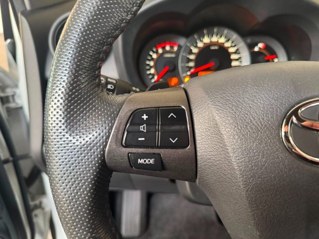 TOYOTA RAV 4 usata, con Sedili riscaldati