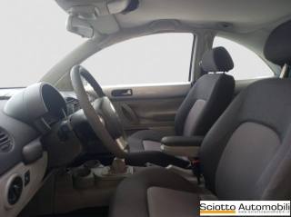VOLKSWAGEN New Beetle usata, con Chiusura centralizzata