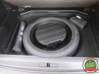 PEUGEOT 3008 usata, con Isofix