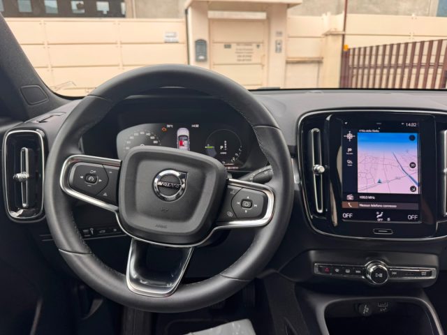 VOLVO XC40 usata, con Controllo automatico clima