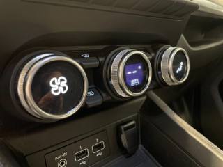 RENAULT ZOE usata, con Touch screen