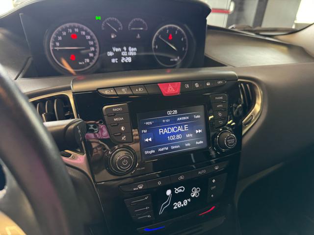 LANCIA Ypsilon usata, con Fendinebbia