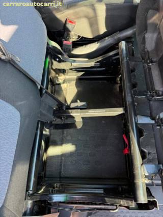 OPEL Vivaro usata, con Hill holder