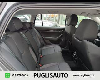 SKODA Octavia usata, con Bracciolo