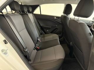 HYUNDAI i20 usata, con Airbag testa
