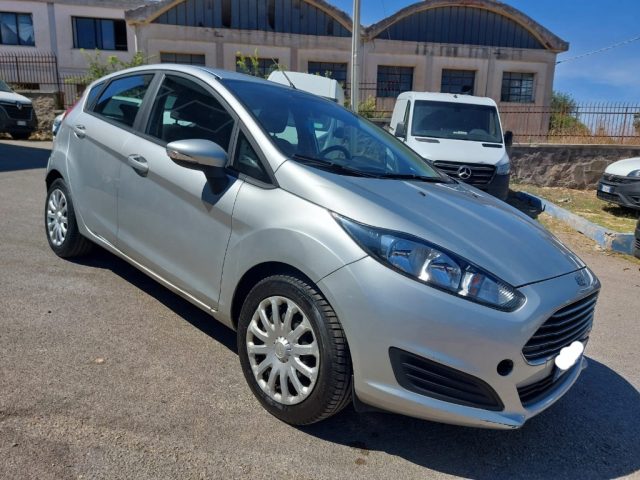 FORD Fiesta usata, con Airbag