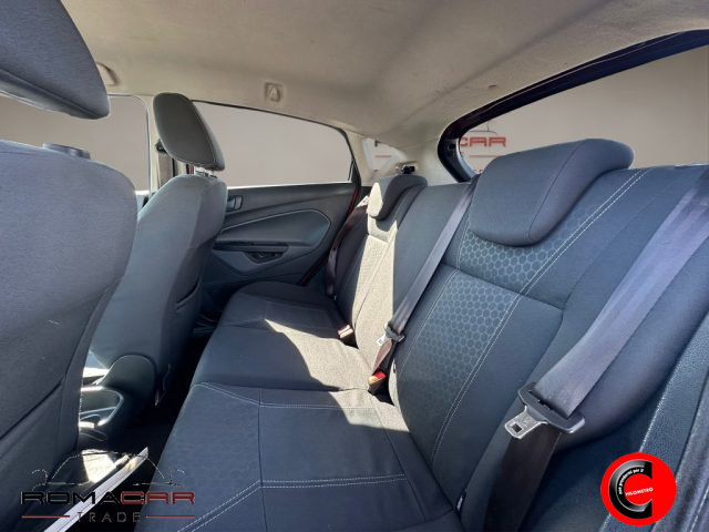 FORD Fiesta usata, con Bluetooth