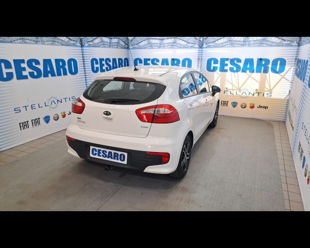 KIA Rio usata, con Alzacristalli elettrici