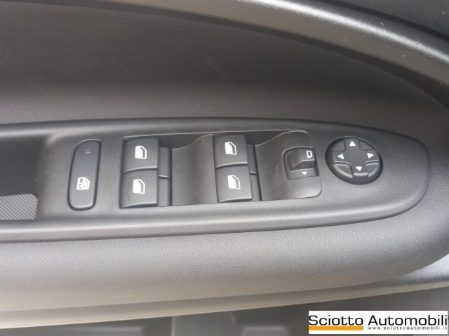 JEEP Avenger usata, con Fendinebbia