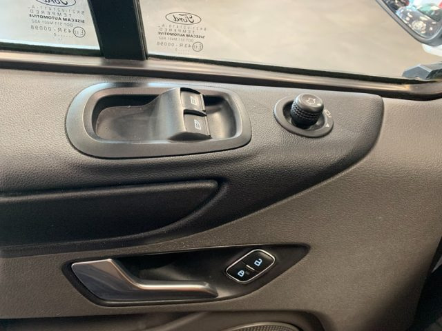 FORD Transit Custom usata, con Isofix