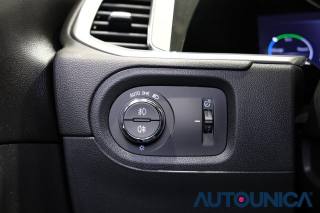 OPEL Grandland usata, con Controllo vocale