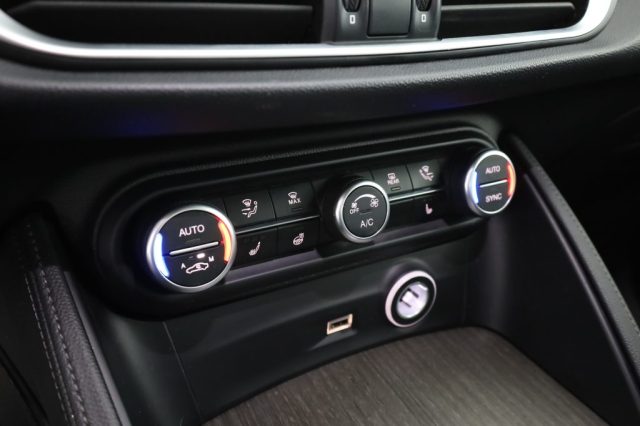 ALFA ROMEO Stelvio usata 17