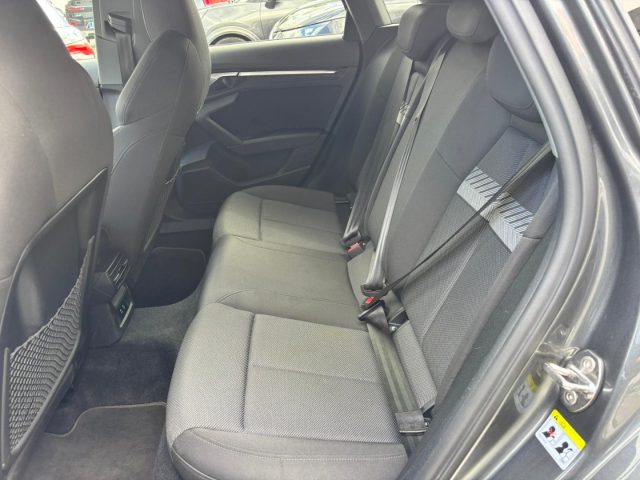 AUDI A3 usata, con Leve al volante
