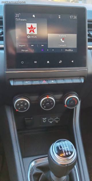 RENAULT Captur usata, con Park Distance Control