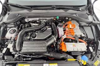 VOLKSWAGEN Golf usata, con Controllo elettronico della corsia